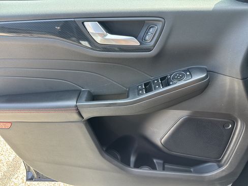 Used 2024 Ford Escape ST-Line AWD/4WD image 14