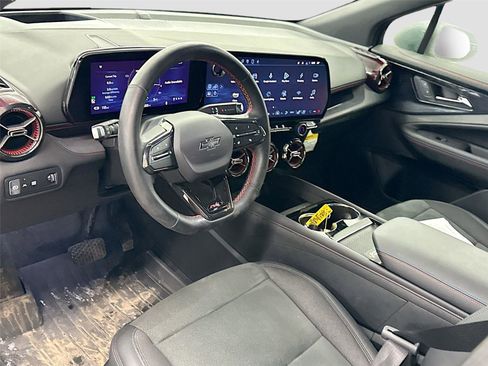 Used 2024 Chevrolet Blazer EV RS image 7