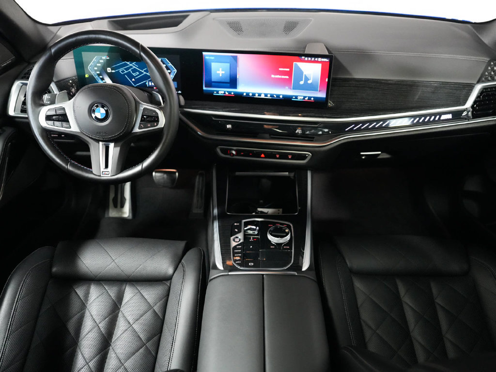 Used 2025 BMW X5 M60i AWD/4WD image 38
