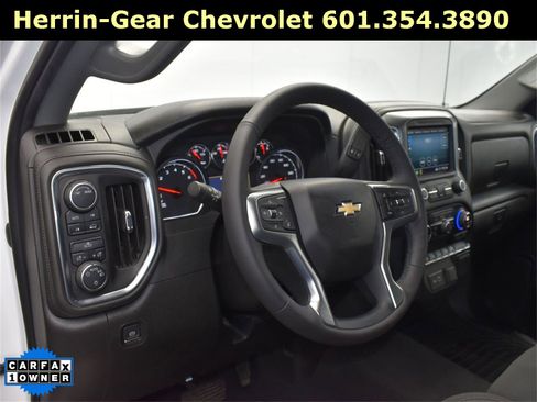 Used 2022 Chevrolet Silverado 1500 LT image 12