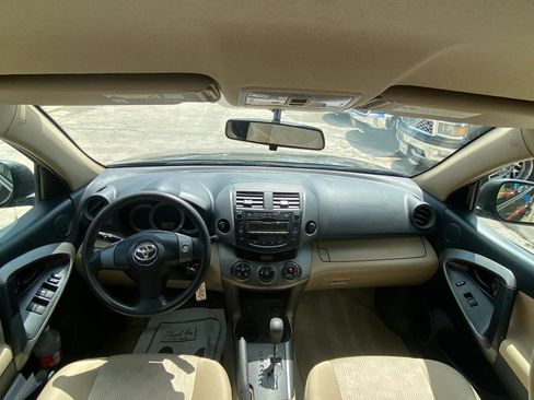 Used 2011 Toyota RAV4 4WD w/ Base L4 Extra Value Pkg image 9