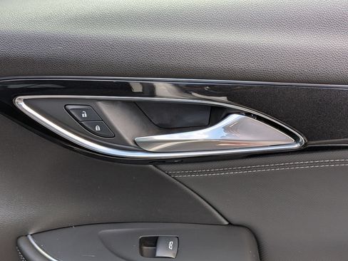 Used 2024 Buick Envision Preferred AWD/4WD image 33