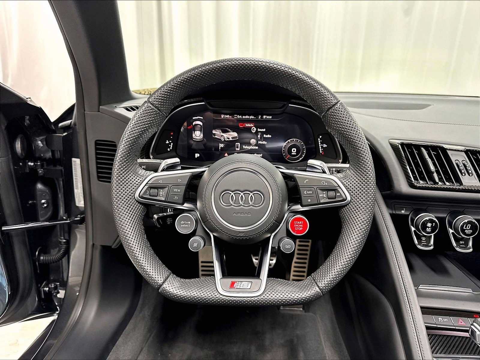 Used 2023 Audi R8 V10 performance AWD/4WD image 17