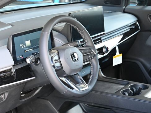 New 2026 Honda Prologue Touring image 9