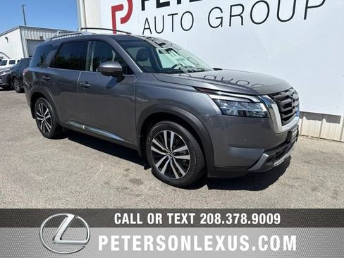 Used 2024 Nissan Pathfinder Platinum w/ Cargo Package AWD/4WD image 1