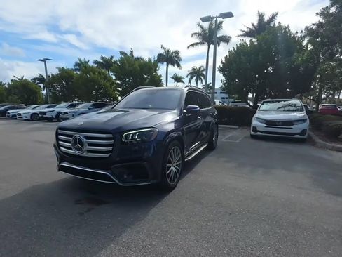 Used 2024 Mercedes-Benz GLS 580 4MATIC image 1