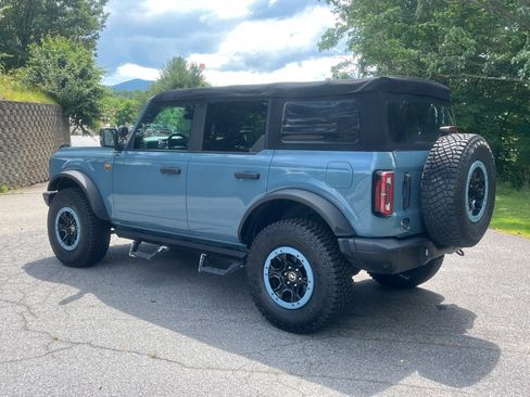 Used 2022 Ford Bronco Badlands w/ Sasquatch Package AWD/4WD image 4