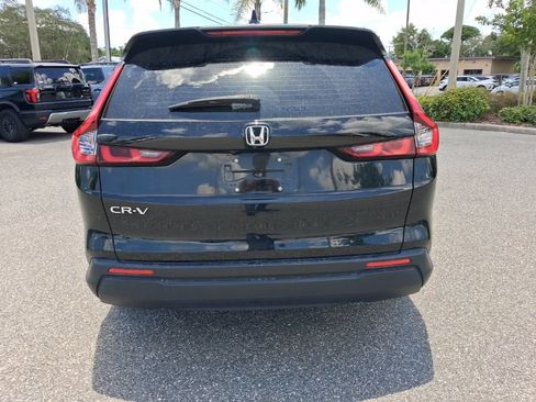 Used 2023 Honda CR-V LX image 6