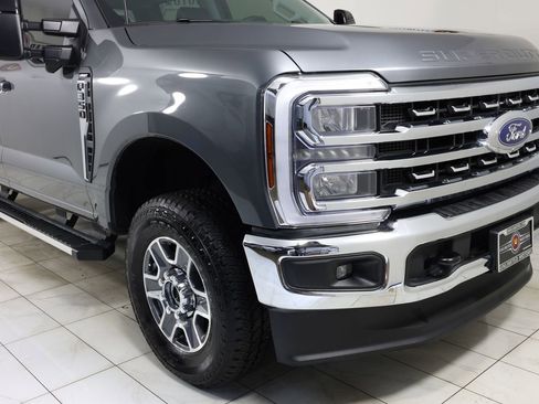 Used 2026 Ford F350 Lariat AWD/4WD image 37