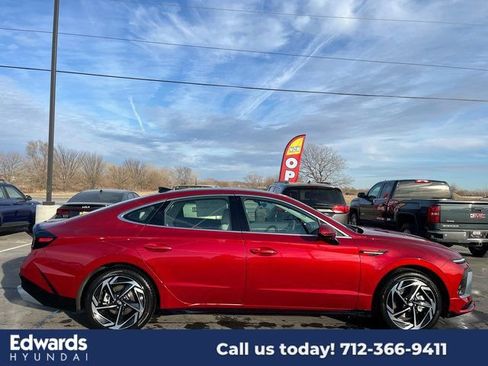 New 2024 Hyundai Sonata SEL w/ Convenience Package image 4