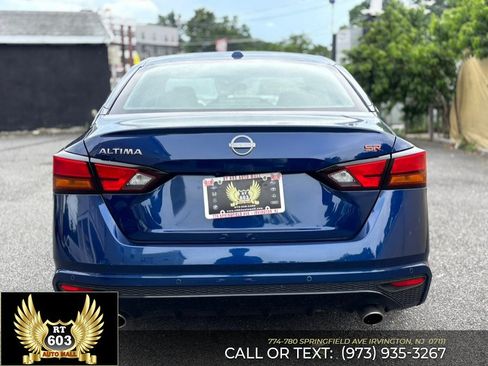 Used 2024 Nissan Altima 2.5 SR FWD image 5