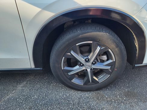 Used 2024 Honda HR-V EX-L image 7