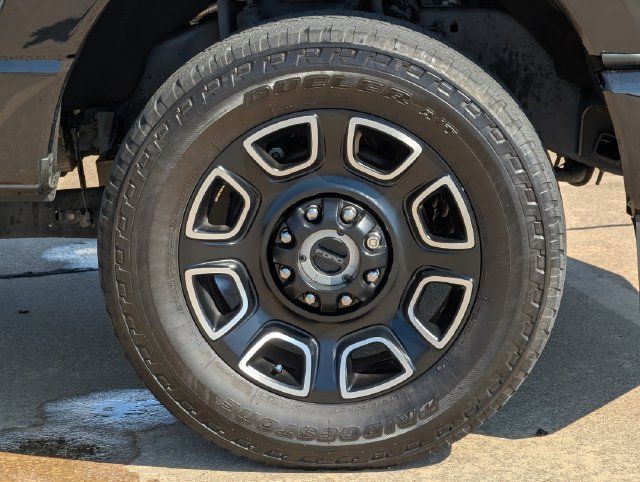 Used 2023 Ford F250 Platinum AWD/4WD image 10