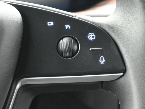 Used 2024 Tesla Model X AWD/4WD image 6