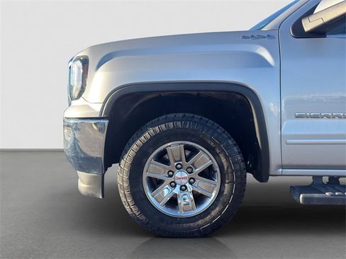 Used 2018 GMC Sierra 1500 SLE w/ SLE Value Package image 20