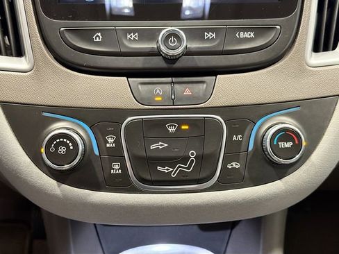 Used 2020 Chevrolet Malibu LS w/ Driver Confidence Package II image 14