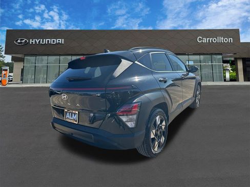 Used 2025 Hyundai Kona SEL image 5
