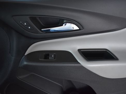 Used 2022 Chevrolet Equinox LT FWD image 21