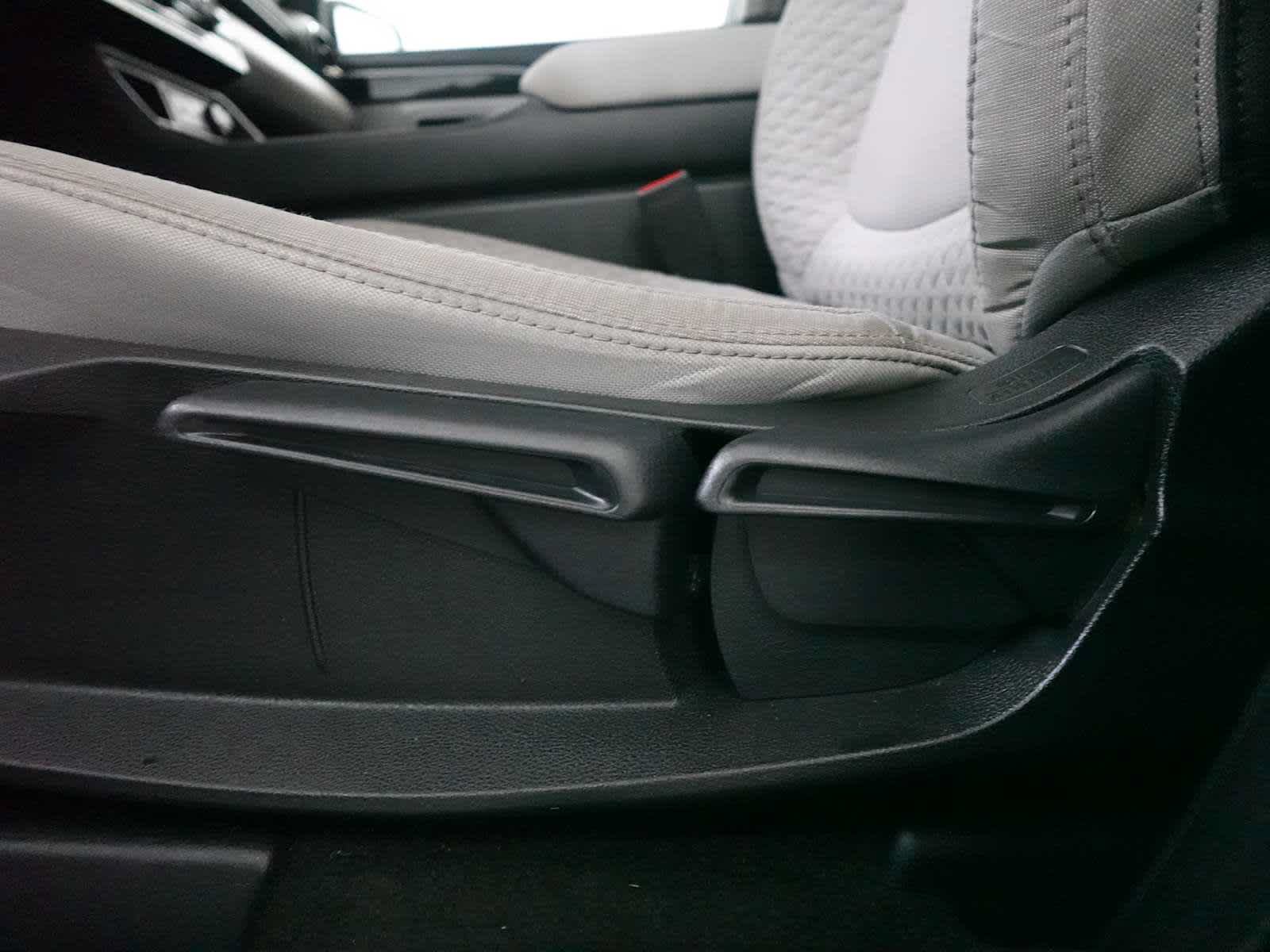 Certified 2023 Honda Pilot LX image 14