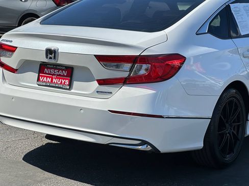 Used 2021 Honda Accord EX-L image 8