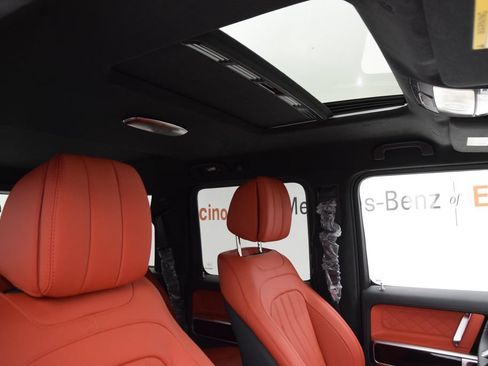 New 2026 Mercedes-Benz G 580 w/ EQ Technology image 18