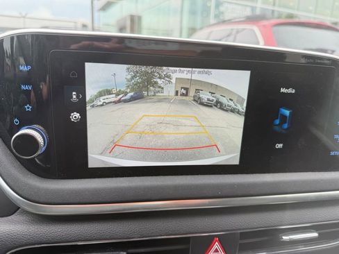 Used 2023 Hyundai Sonata SEL FWD image 11