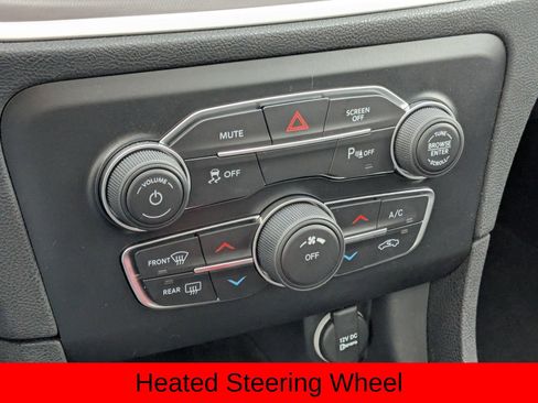 Used 2022 Dodge Charger SXT w/ Blacktop Package image 21