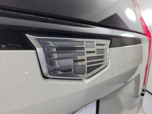 Used 2022 Cadillac Escalade ESV Sport Platinum w/ LPO, ONYX Package image 6