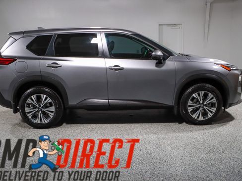 Used 2023 Nissan Rogue SV FWD image 6