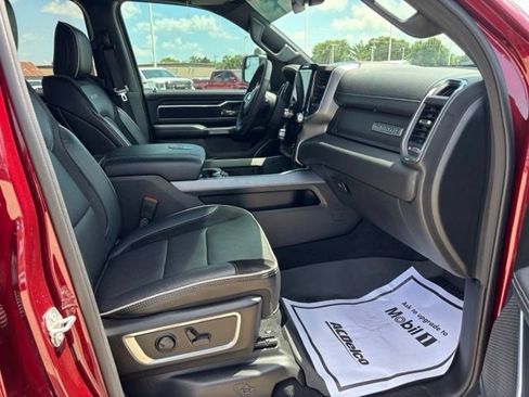 Used 2025 RAM 1500 Laramie AWD/4WD image 25