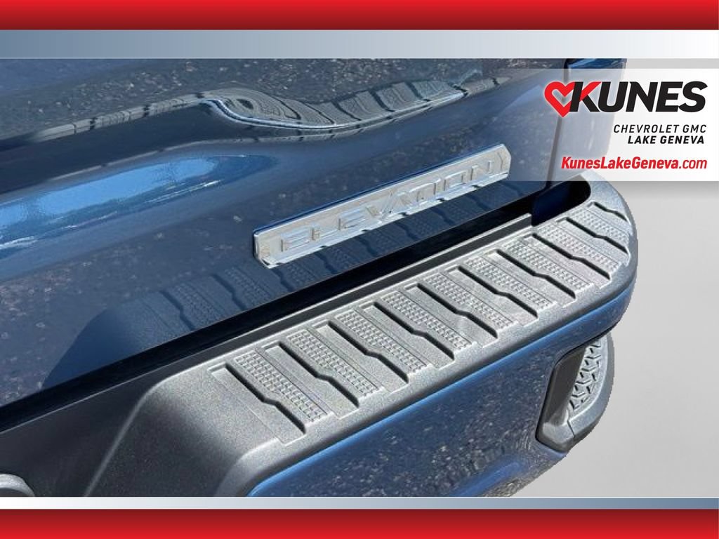 New 2026 GMC Sierra 1500 Elevation w/ Elevation Select Package AWD/4WD image 7