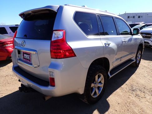 Used 2013 Lexus GX 460 Premium image 4