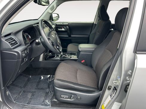 Used 2024 Toyota 4Runner TRD Off-Road image 15