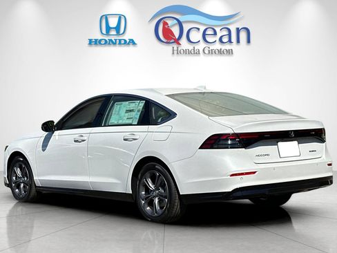 New 2025 Honda Accord EX-L image 3
