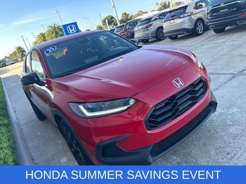 Used 2025 Honda HR-V Sport image 3