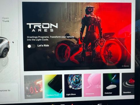 Used 2023 Tesla Model Y Long Range image 22