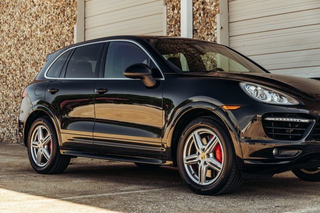 Used 2012 Porsche Cayenne Turbo AWD/4WD image 45