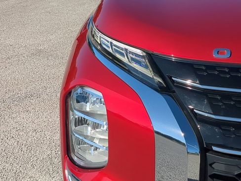 Used 2023 Mitsubishi Outlander SE image 10