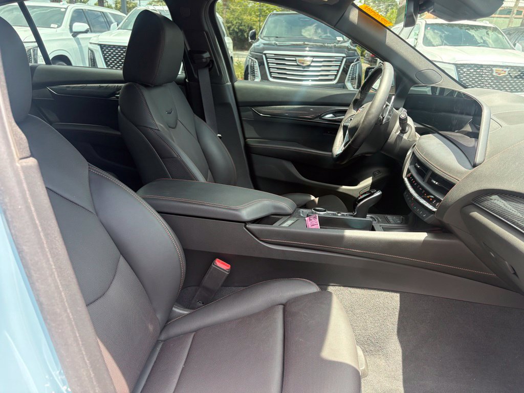 Used 2025 Cadillac CT5 V RWD image 14