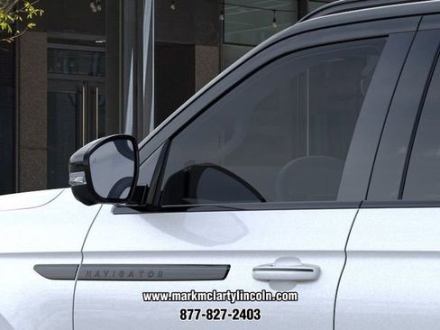 New 2026 Lincoln Navigator Black Label AWD/4WD image 20