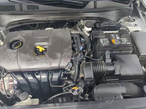 Used 2024 Kia Forte LXS w/ LXS Technology Package image 21