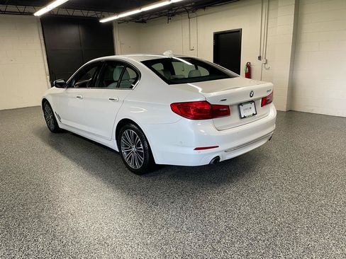 Used 2017 BMW 530i xDrive AWD/4WD image 9