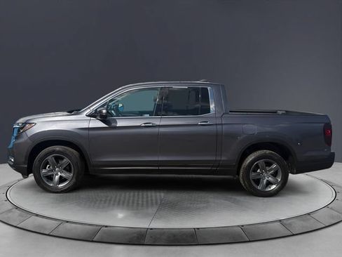 Used 2023 Honda Ridgeline RTL-E image 2