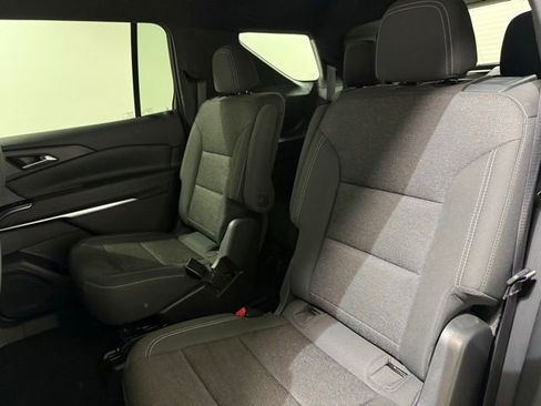 Certified 2024 Chevrolet Traverse LT FWD image 28