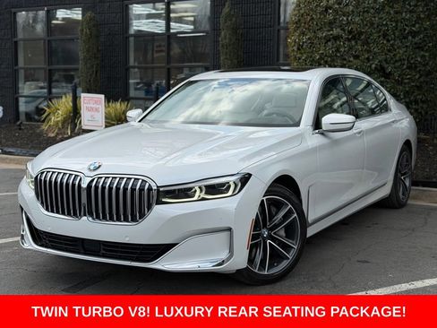 Used 2022 BMW 750i xDrive w/ Luxury Rear Seating Package AWD/4WD image 1