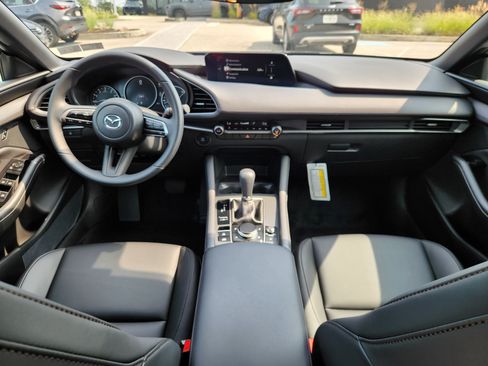 Certified 2026 MAZDA MAZDA3 s Sport FWD image 8