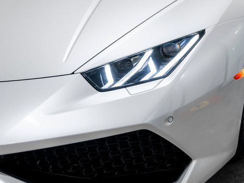 Used 2016 Lamborghini Huracan LP 610-4 AWD/4WD image 11