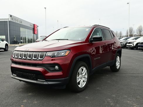 Used 2022 Jeep Compass Latitude w/ Convenience Group image 4