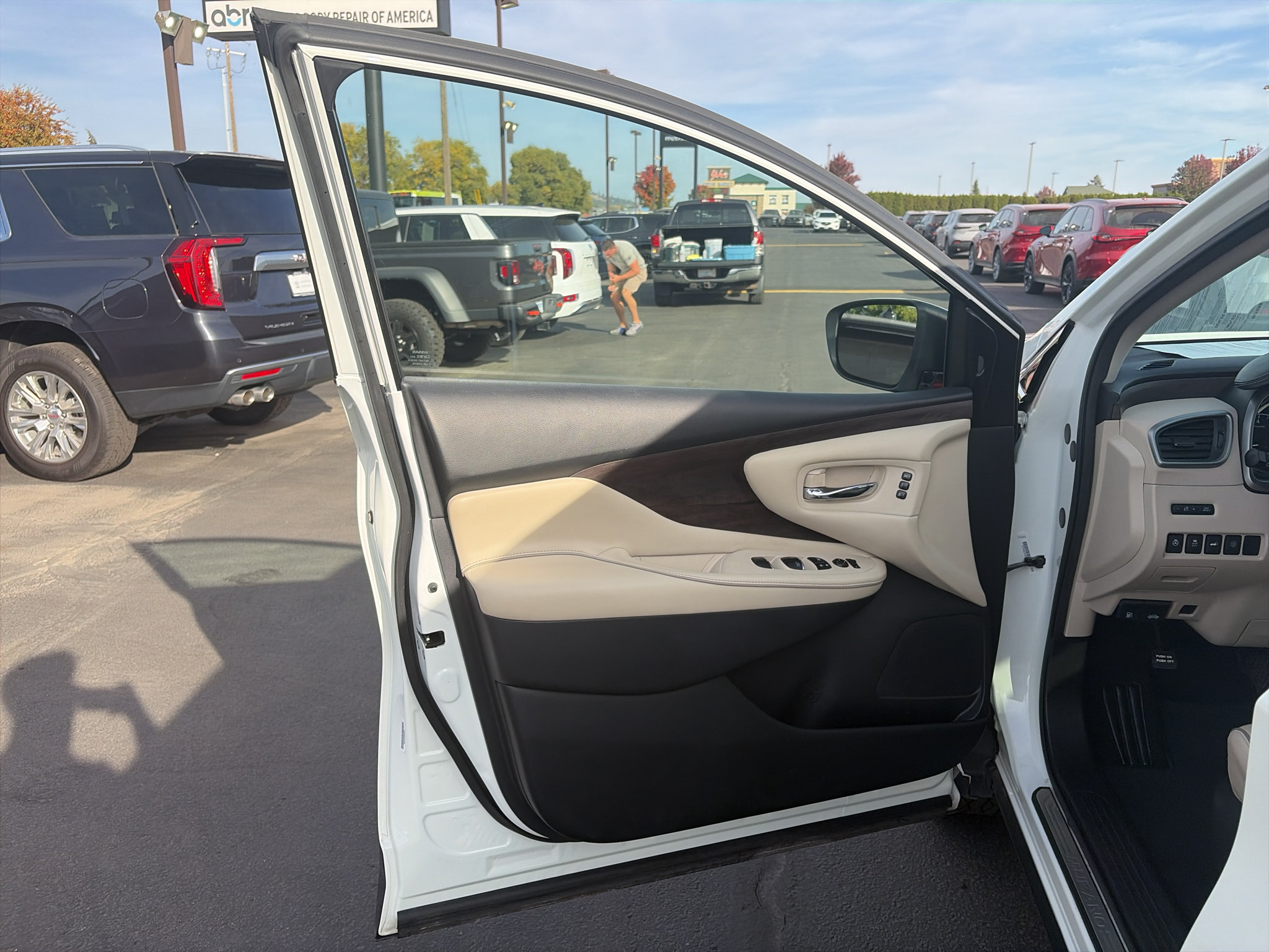 Used 2020 Nissan Murano Platinum AWD/4WD image 10
