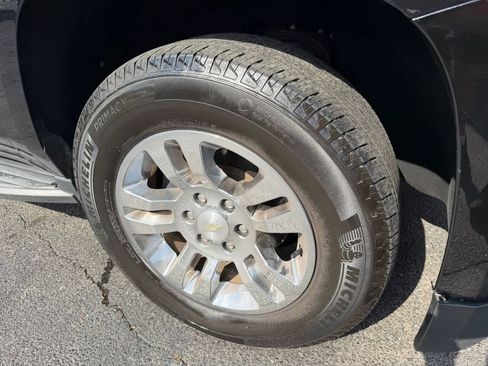 Used 2019 Chevrolet Tahoe LT w/ Luxury Package AWD/4WD image 88